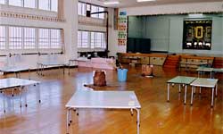静かなホール